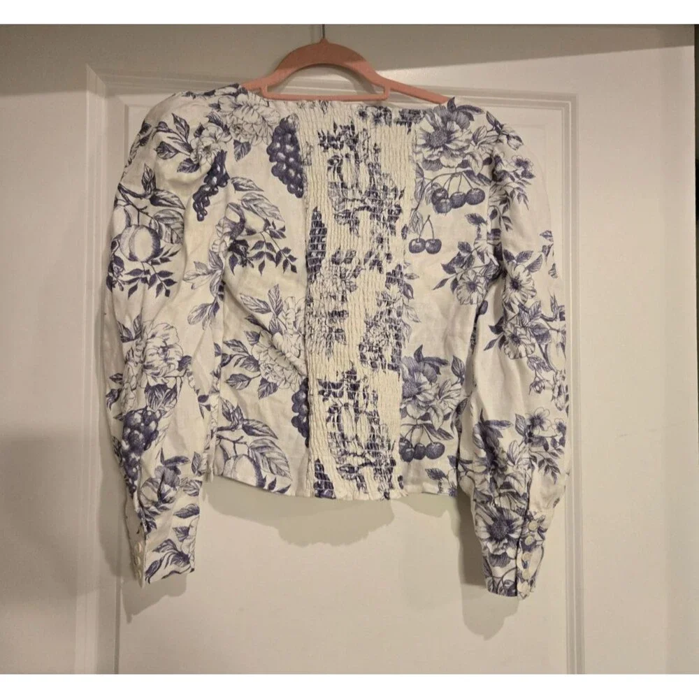 Reformation Blue White Floral Smocked Crop Top Long Sleeve Puff Sleeve Sz 4